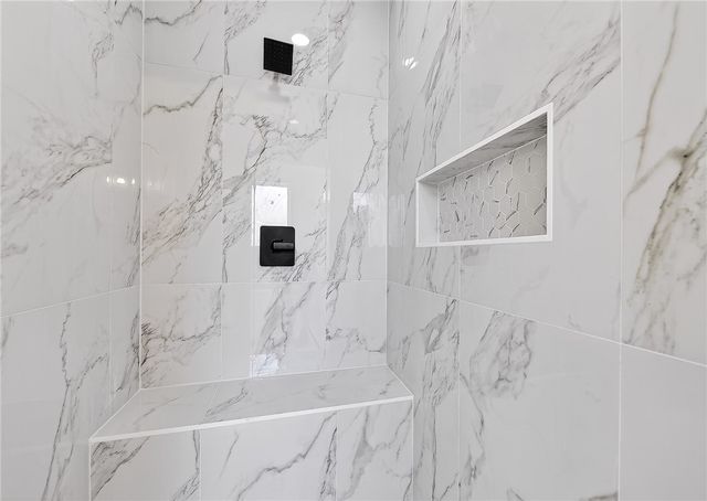 2 Foshee Lane, Bella Vista, AR 72715