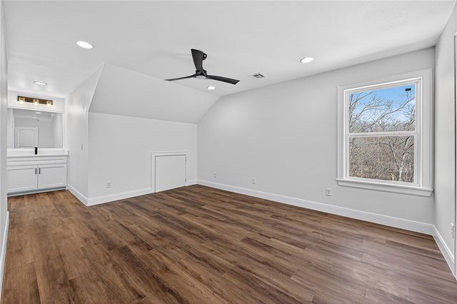 2 Foshee Lane, Bella Vista, AR 72715