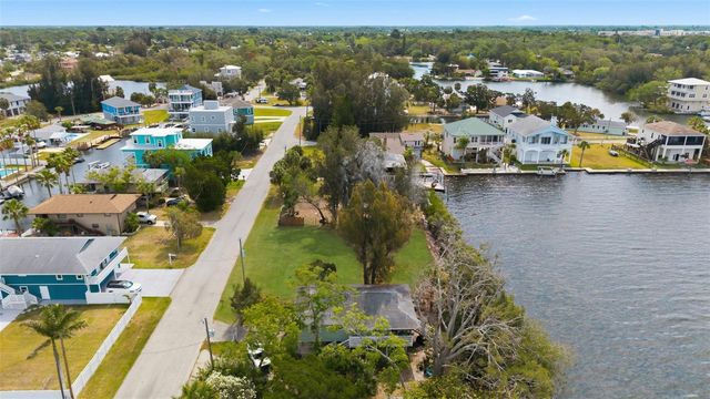 6646 SEAVIEW BOULEVARD, Hudson, FL 34667