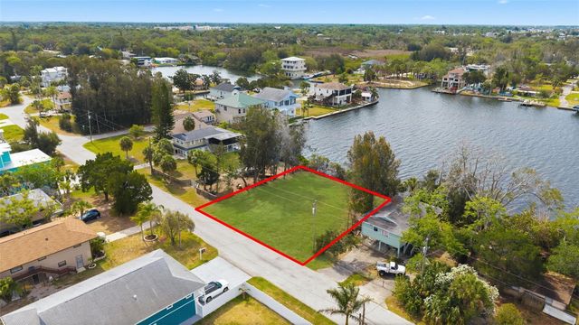 6646 SEAVIEW BOULEVARD, Hudson, FL 34667