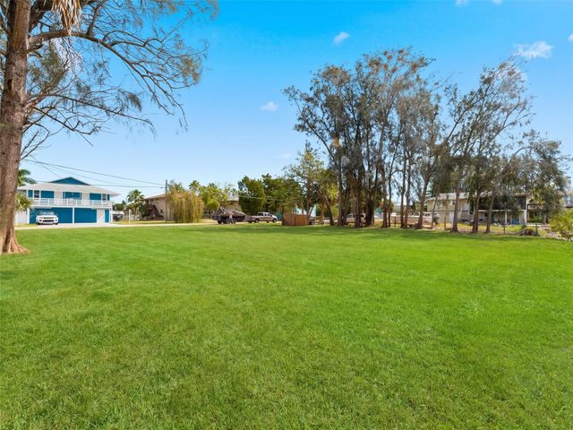 6646 SEAVIEW BOULEVARD, Hudson, FL 34667