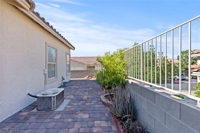 3352 Kylemore Street 103, Las Vegas, NV 89129