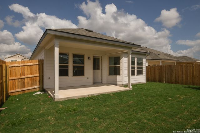 6742 Red Buffalo Trail, San Antonio, TX 78253