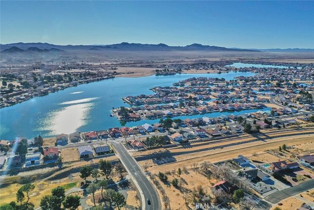14874 Autumn Lane, Helendale, CA 92342