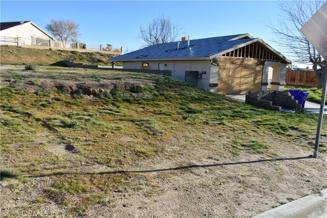 14874 Autumn Lane, Helendale, CA 92342