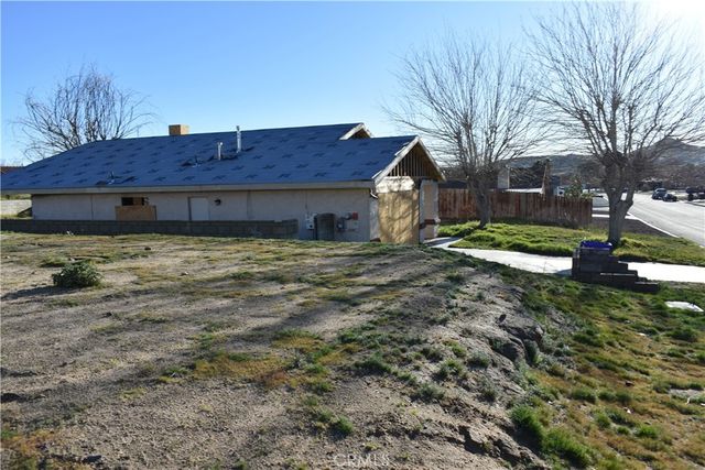 14874 Autumn Lane, Helendale, CA 92342