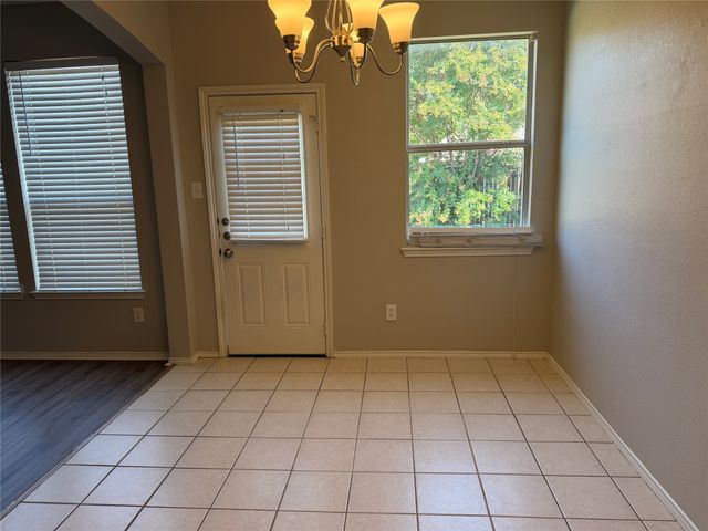 10613 Lansdowne Lane, Rowlett, TX 75089