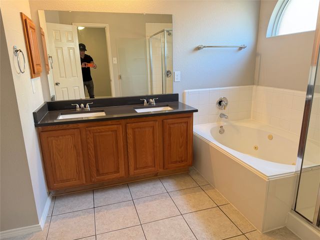 10613 Lansdowne Lane, Rowlett, TX 75089