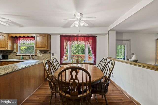 97 LOWER HOLLAND RD, Southampton, PA 18966