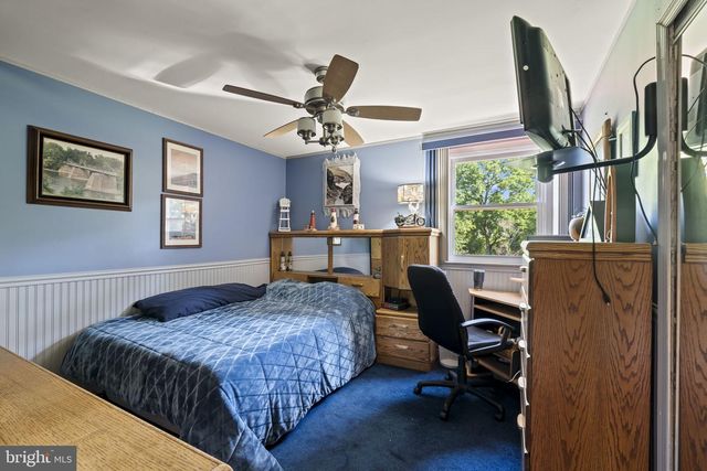 97 LOWER HOLLAND RD, Southampton, PA 18966