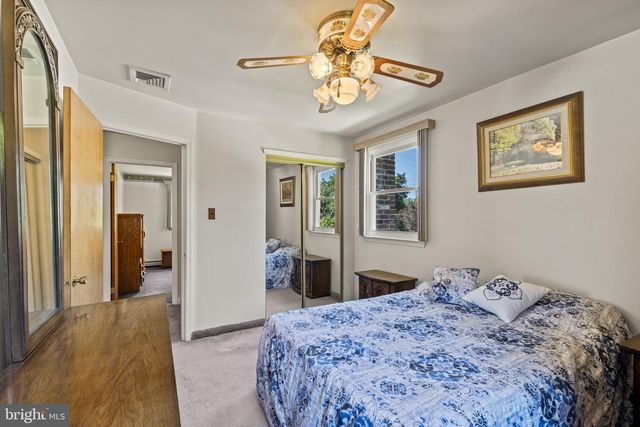 97 LOWER HOLLAND RD, Southampton, PA 18966