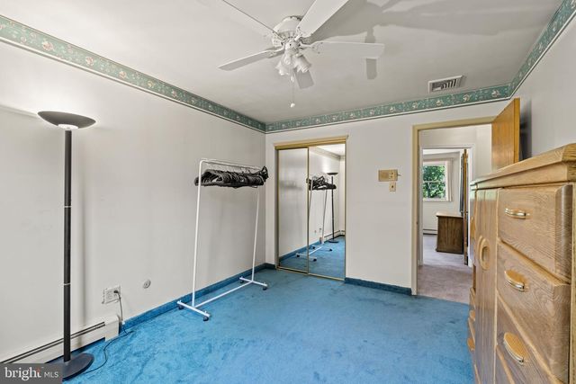 97 LOWER HOLLAND RD, Southampton, PA 18966
