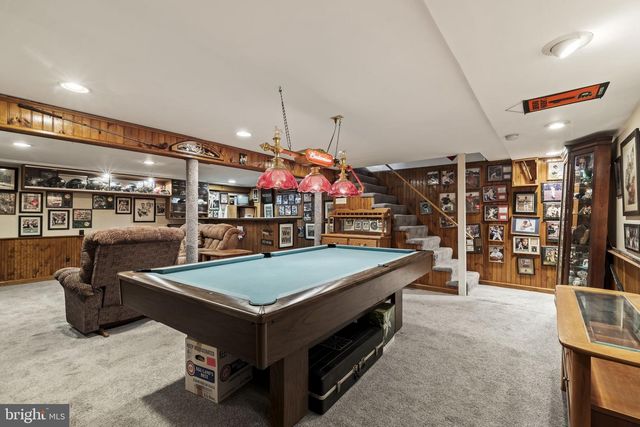 97 LOWER HOLLAND RD, Southampton, PA 18966