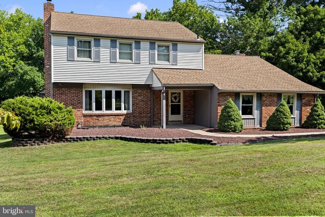 97 LOWER HOLLAND RD, Southampton, PA 18966