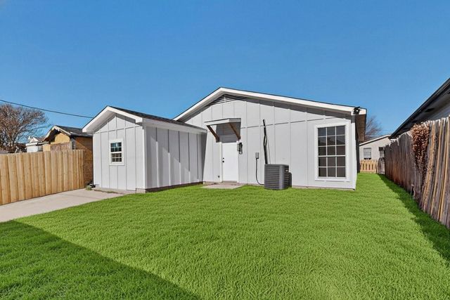 9918 Cedar Mountain Circle, Dallas, TX 75217