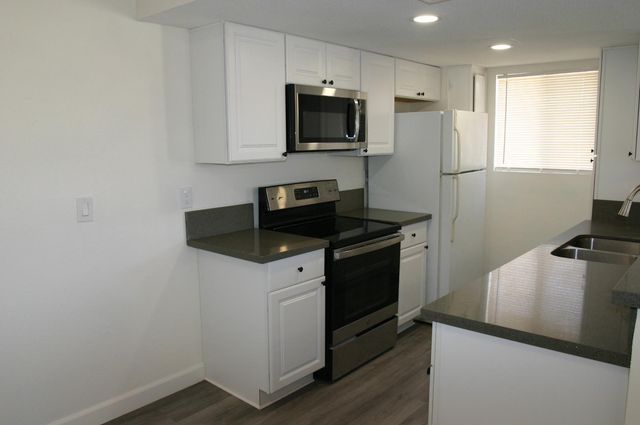 860 E Brown Road Apt 7, Mesa, AZ 85203