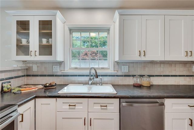 1275 Oak Grove Drive, Decatur, GA 30033