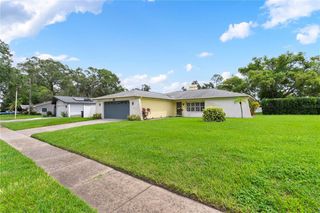 2813 MEADOW WOOD DRIVE, Clearwater, FL 33761