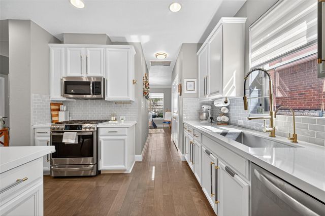 18307 Pin Oak Bend Drive, Cypress, TX 77433