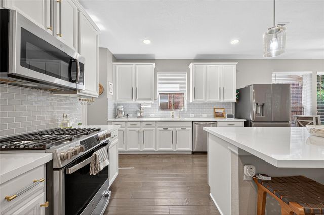 18307 Pin Oak Bend Drive, Cypress, TX 77433