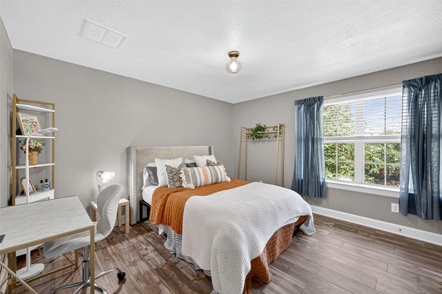 18307 Pin Oak Bend Drive, Cypress, TX 77433