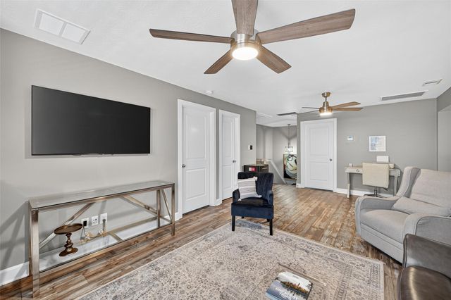 18307 Pin Oak Bend Drive, Cypress, TX 77433