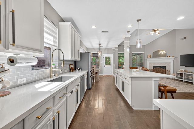 18307 Pin Oak Bend Drive, Cypress, TX 77433