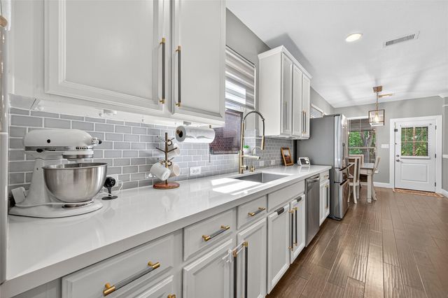 18307 Pin Oak Bend Drive, Cypress, TX 77433