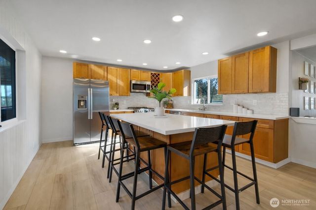 23724 SE 436th Street, Enumclaw, WA 98022