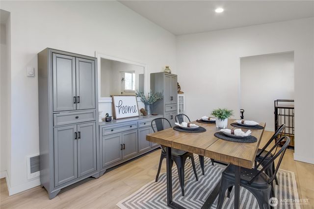 23724 SE 436th Street, Enumclaw, WA 98022