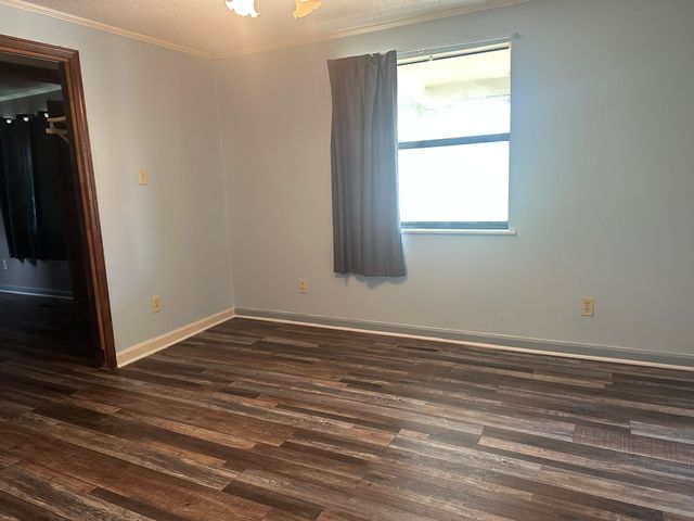 1323 Englewood Rd Old Road, Athens, TN 37303