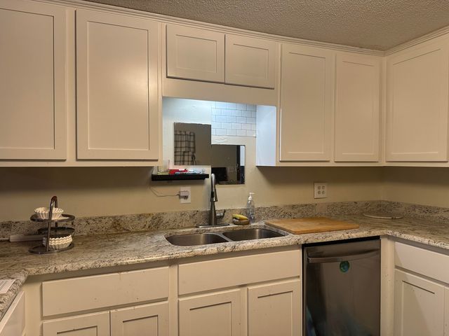 1323 Englewood Rd Old Road, Athens, TN 37303