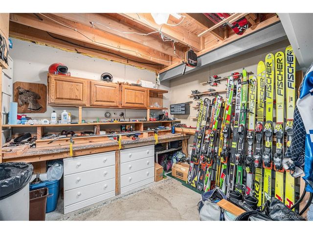 2208 Champlain Dr, Boulder, CO 80301