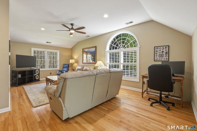 7 Timber Lane, Guilford, CT 06437
