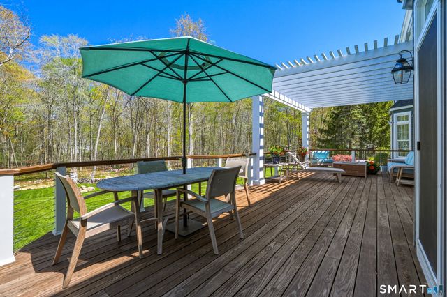 7 Timber Lane, Guilford, CT 06437