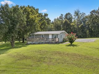 3424 John Taylor Rd, Woodlawn, TN 37191