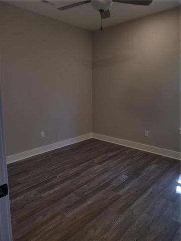 1715 S Hardy Avenue, Independence, MO 64052