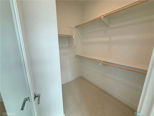 693 S Lyon Street, Santa Ana, CA 92705