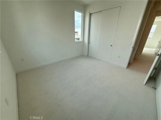 693 S Lyon Street, Santa Ana, CA 92705