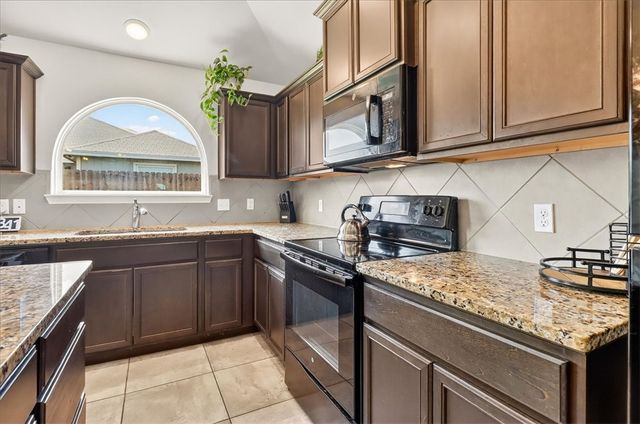 6769 Mikayla St, Corpus Christi, TX 78413