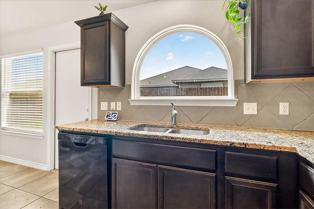 6769 Mikayla St, Corpus Christi, TX 78413