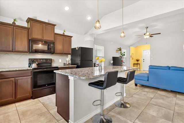 6769 Mikayla St, Corpus Christi, TX 78413