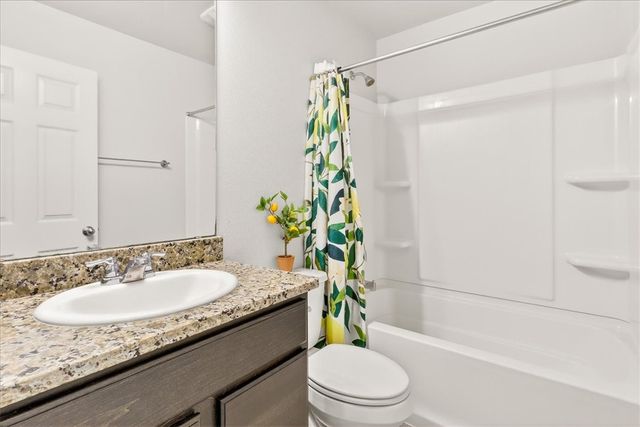 6769 Mikayla St, Corpus Christi, TX 78413