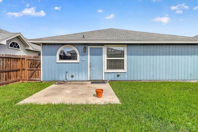 6769 Mikayla St, Corpus Christi, TX 78413
