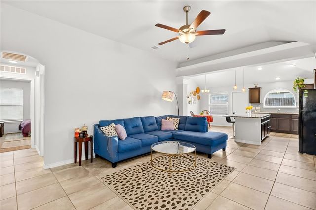 6769 Mikayla St, Corpus Christi, TX 78413