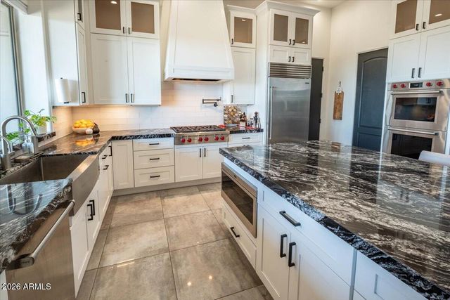 33010 N 53RD Place, Cave Creek, AZ 85331