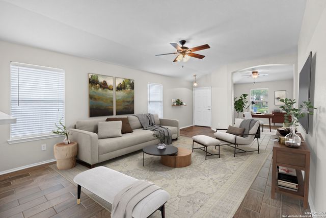 929 Darion, New Braunfels, TX 78130