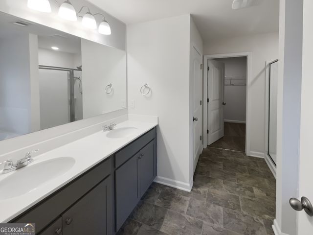 440 Huntleigh Shores Lane, Dallas, GA 30132