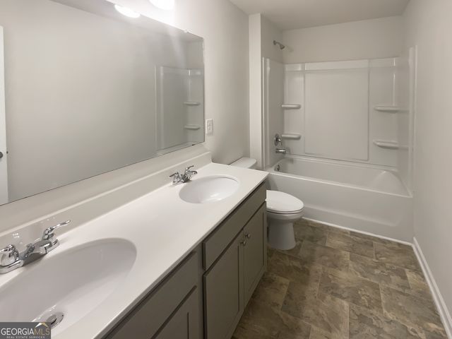 440 Huntleigh Shores Lane, Dallas, GA 30132