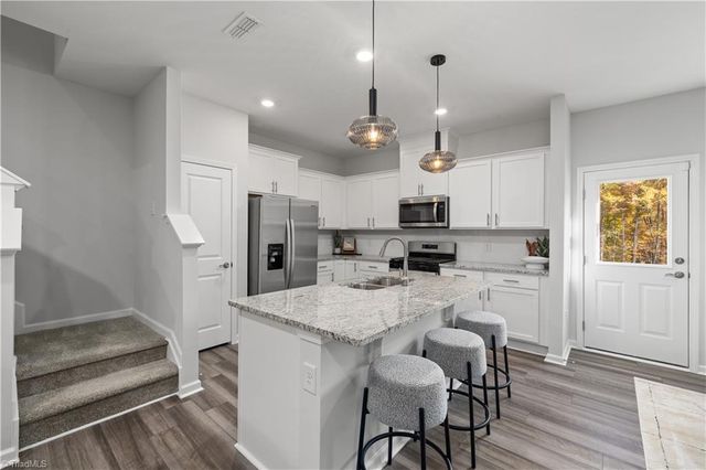 1525 Allegheny River Street, Greensboro, NC 27405